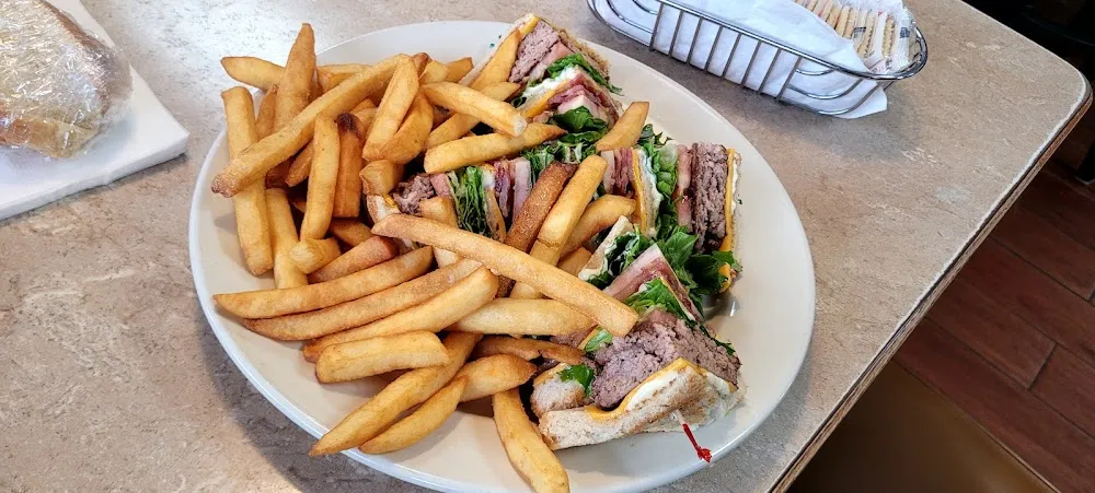 Bacon Cheeseburger Club